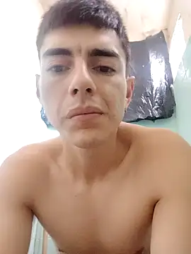 Snapshot of La_Cosita_69 chatting on October 2025 12:28:02 PM La Cosita 69 online show from October 2025 12:28:02 PM