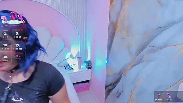 hinata dolly online show from January 2026 11:15:01 AM