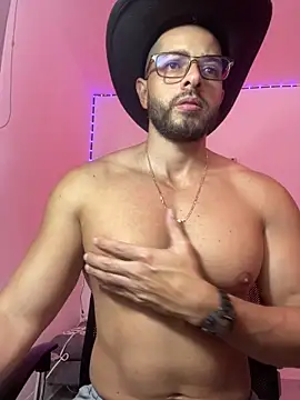 magnumchris online show from April 2026 09:40:02 PM