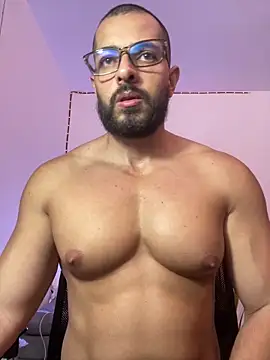 magnumchris online show from June 2026 12:45:02 AM