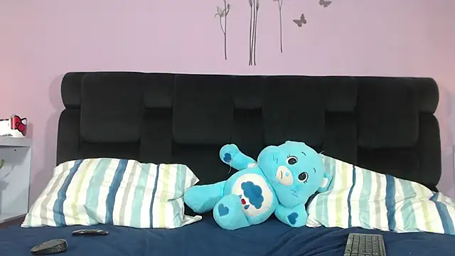 KendallWings online show from October 2025 09:40:01 AM