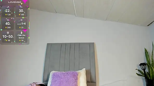 Snapshot of Sophia_Ebony chatting on November 2025 12:48:01 PM Sophia Ebony online show from November 2025 12:48:01 PM