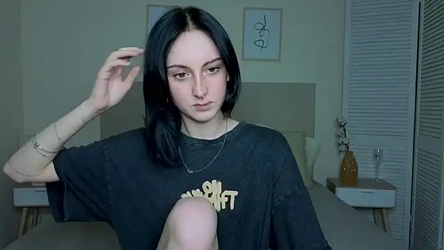 Little moly999 online show from November 2025 10:09:01 PM