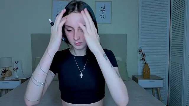 Little moly999 online show from December 2025 10:15:02 PM