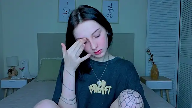 Little moly999 online show from December 2025 09:09:02 PM