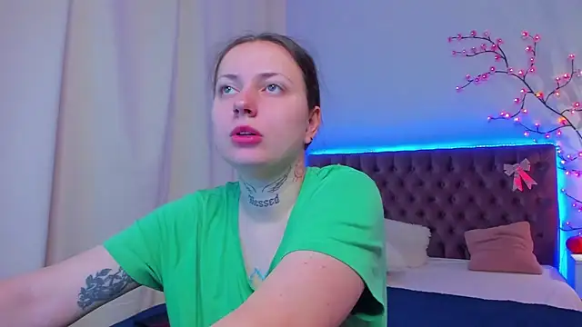 LilaVame online show from November 2025 08:21:02 PM