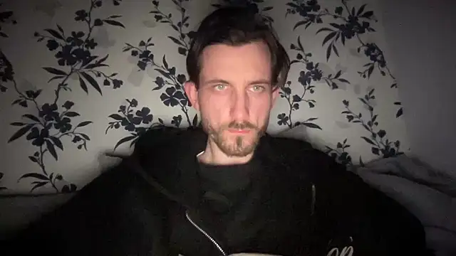 Big8inchUncutCock online show from April 2026 07:07:02 PM