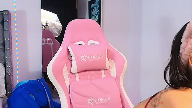 GraceWallace  online show from November 2025 01:39:02 AM