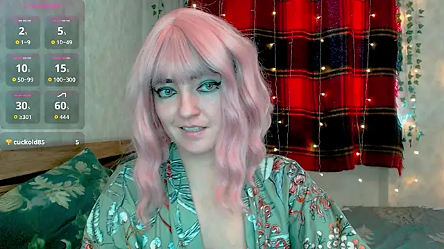 Snapshot of MagicPink chatting on December 2025 12:20:01 PM MagicPink online show from December 2025 12:20:01 PM