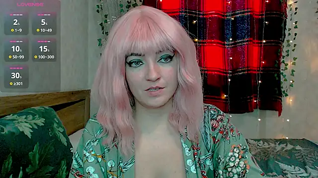 Snapshot of MagicPink chatting on February 2026 11:38:02 AM MagicPink online show from February 2026 11:38:02 AM