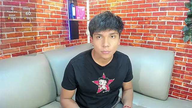 Thiago Kozak online show from April 2026 01:20:01 PM