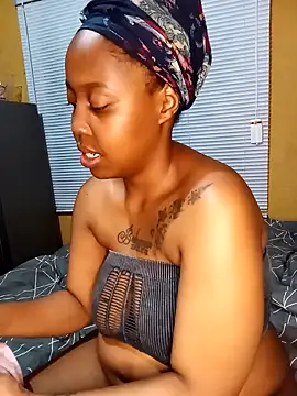 PreggyBunny online show from October 2025 10:39:02 PM