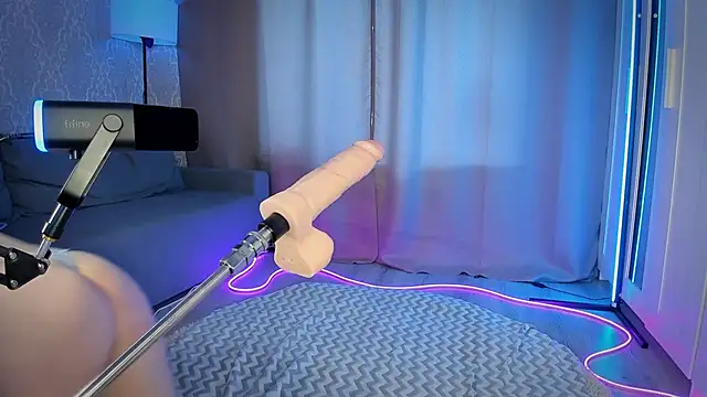 Juicy Vikki online show from March 2026 10:45:02 AM