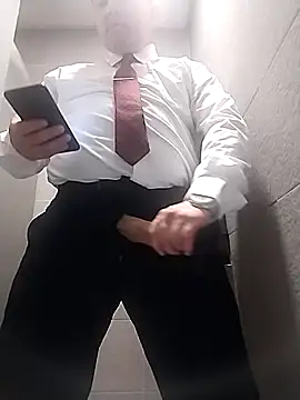 BigCristh79 online show from October 2025 02:06:02 AM