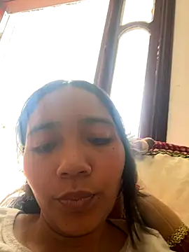 effie castroo online show from October 2025 04:58:01 PM