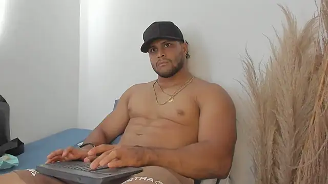 Evansdark1 online show from March 2026 10:26:02 PM