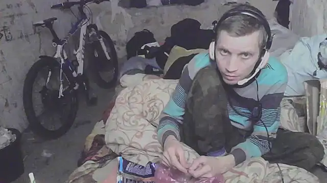 makarov1993 online show from October 2025 10:34:02 PM