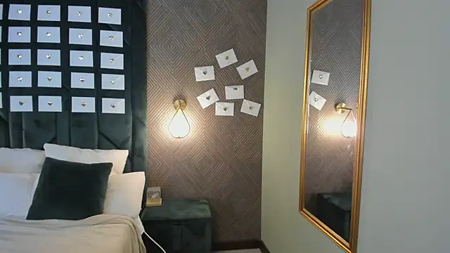 Chloee White online show from March 2026 09:44:01 AM