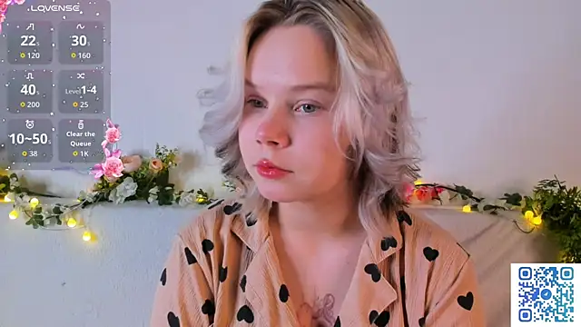 girlllsooft online show from November 2025 07:58:02 PM