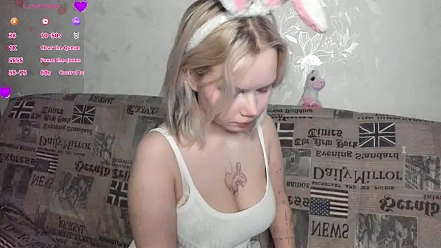 girlllsooft online show from February 2026 02:32:01 AM