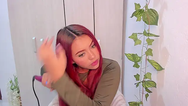 Zunny m online show from April 2026 12:11:02 AM