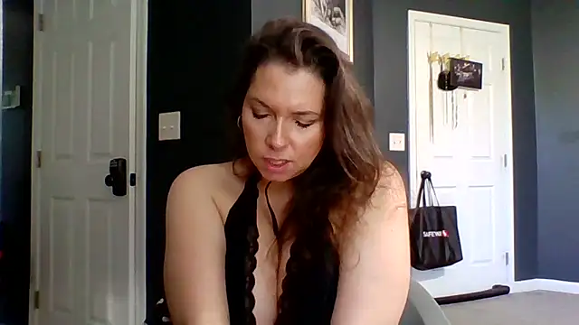 Snapshot of Melissamarcosx4 chatting on June 2026 02:33:01 PM Melissamarcosx4 online show from June 2026 02:33:01 PM