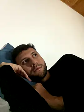 Michaell Spinelly online show from September 2025 08:22:01 PM