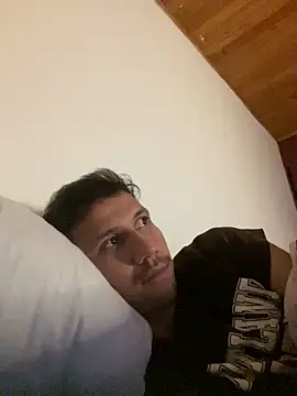 Michaell Spinelly online show from September 2025 03:54:01 AM