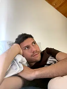 Michaell Spinelly online show from September 2025 06:56:02 PM