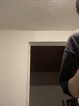 Michaell Spinelly online show from October 2025 02:08:02 AM