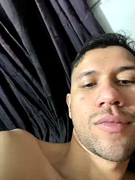 Michaell Spinelly online show from November 2025 09:04:02 PM