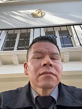 Manu0586 online show from November 2025 01:22:04 PM