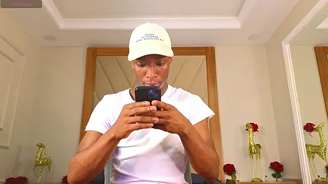 Snapshot of CharlesBrown_ chatting on May 2026 10:18:01 PM CharlesBrown online show from May 2026 10:18:01 PM