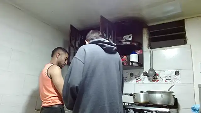 Maiki Foxx online show from November 2025 02:01:01 AM