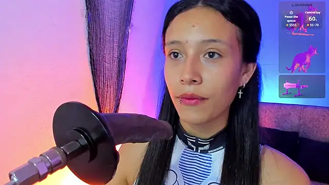 Snapshot of alicemoon__ chatting on October 2025 10:27:01 AM alicemoon online show from October 2025 10:27:01 AM