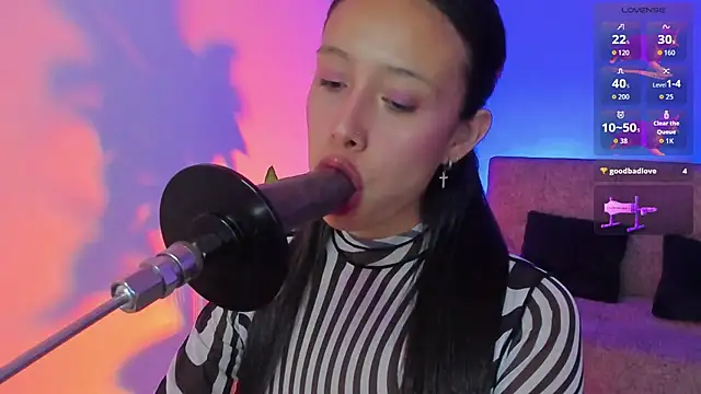 alicemoon   online show from November 2025 10:15:01 AM