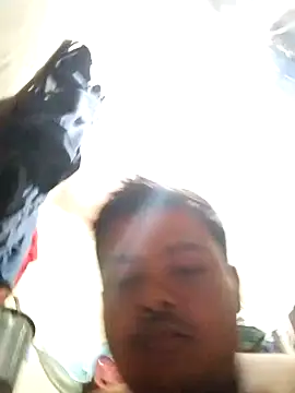 Snapshot of CatchingBouquet chatting on October 2025 09:47:01 PM CatchingBouquet online show from October 2025 09:47:01 PM