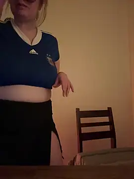 Granlady7 online show from June 2026 07:04:02 PM