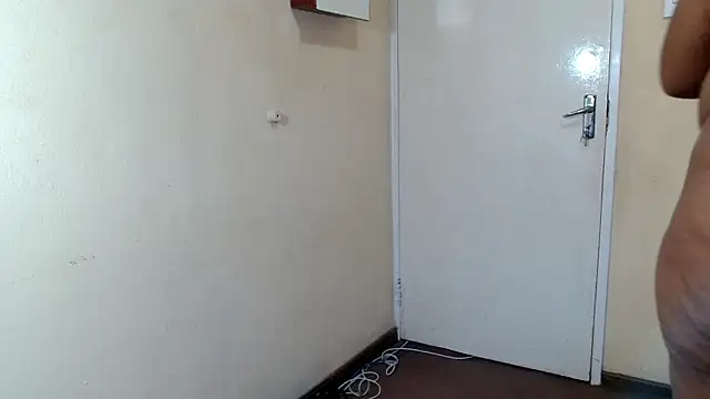 HugeTitisxx online show from April 2026 06:22:01 AM