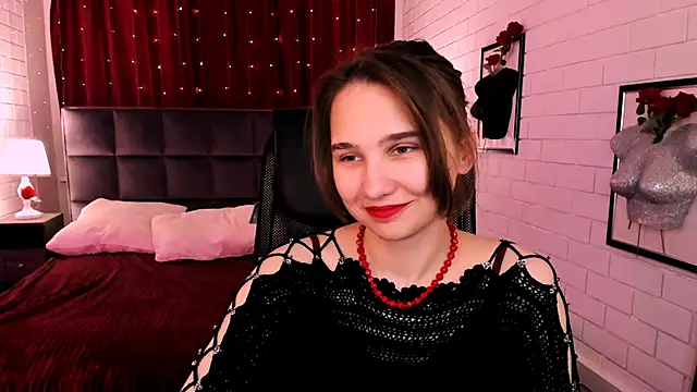 TessaMill online show from November 2025 09:19:02 AM