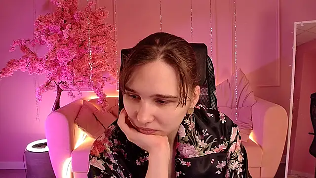 TessaMill online show from March 2026 09:15:01 AM