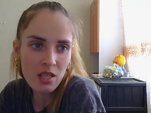 Snapshot of JayeTyler chatting on November 2025 08:35:01 AM JayeTyler online show from November 2025 08:35:01 AM