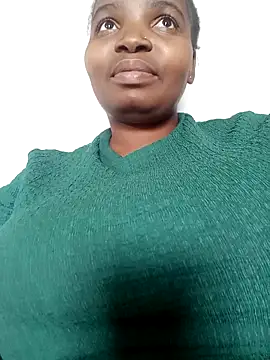 Snapshot of ShySexyBaddiexx chatting on November 2025 06:05:01 AM ShySexyBaddiexx online show from November 2025 06:05:01 AM