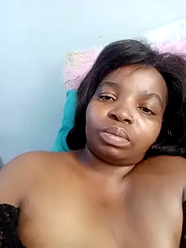 Snapshot of ShySexyBaddiexx chatting on November 2025 10:50:02 AM ShySexyBaddiexx online show from November 2025 10:50:02 AM