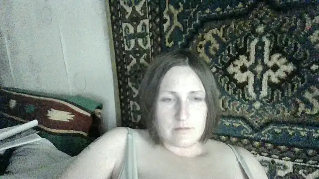 Snapshot of AllaSowinskaya chatting on October 2025 06:20:01 PM AllaSowinskaya online show from October 2025 06:20:01 PM