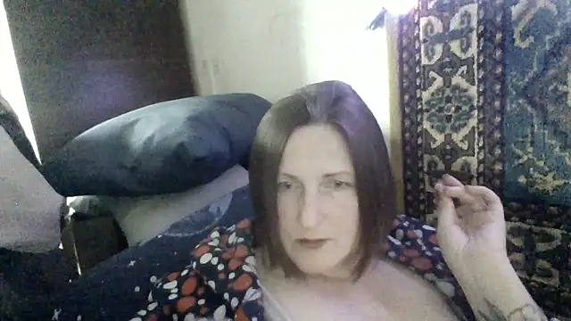 Snapshot of AllaSowinskaya chatting on April 2026 10:52:01 AM AllaSowinskaya online show from April 2026 10:52:01 AM