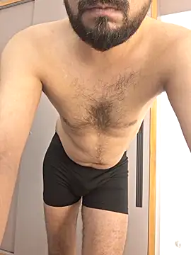 Vince-18 online show from June 2026 11:18:01 PM