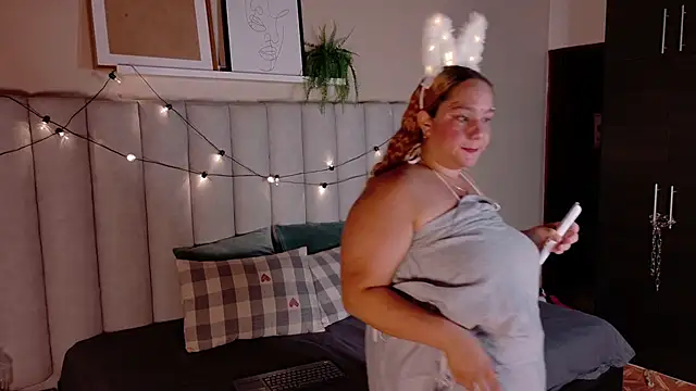 Snapshot of JenaCooper_ chatting on November 2025 01:30:02 AM JenaCooper online show from November 2025 01:30:02 AM