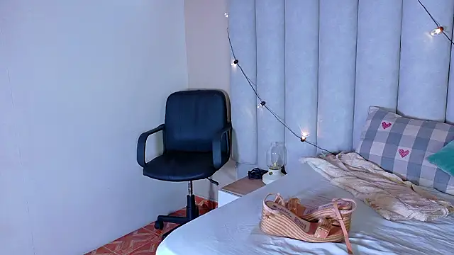 Snapshot of JenaCooper_ chatting on February 2026 02:52:02 AM JenaCooper online show from February 2026 02:52:02 AM