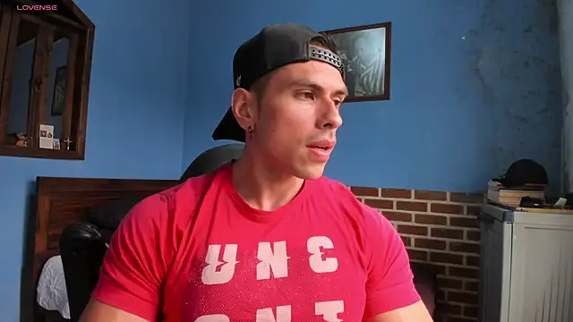 Snapshot of justinkarter chatting on November 2025 05:35:01 PM justinkarter online show from November 2025 05:35:01 PM